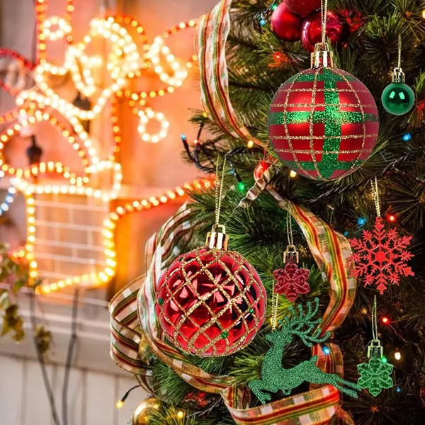 Christmas Tree Ornaments, Green Red Christmas Ball Ornaments Set of 40 Pack Shatterproof Plastic Xmas Decorations for Home Party Tree